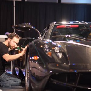 <a class="el-link uk-icon-button uk-icon" href="https://www.facebook.com/desroches.dan" uk-icon="icon: facebook;"></a>